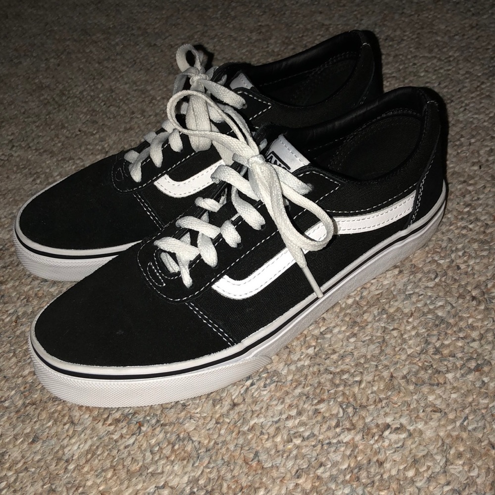 Black old skool vans- size 5